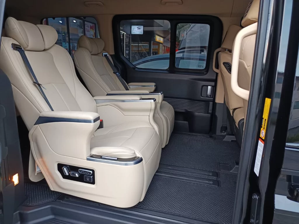 ห้องโดยสาร Hyundai Staria เบาะนั่ง VIP